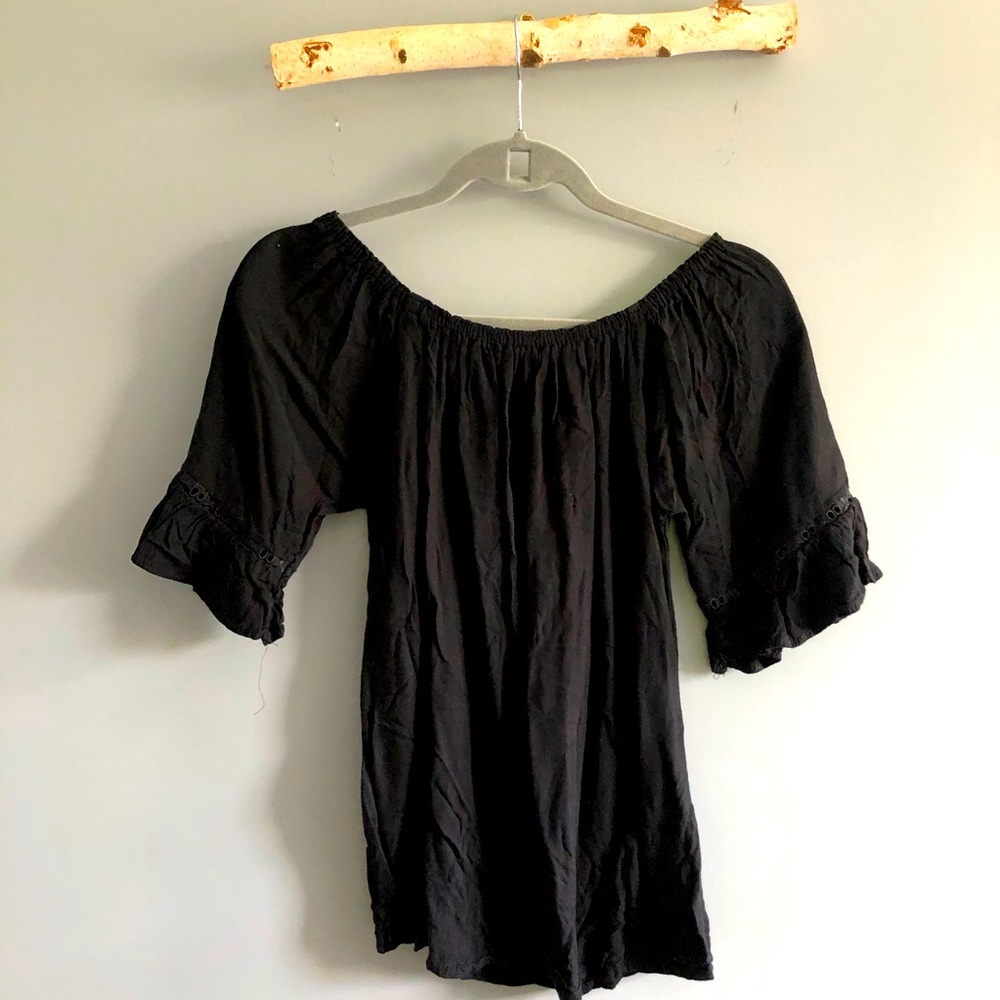 Bali boutique black off the shoulder ruffle sleeve flowy blouse one size